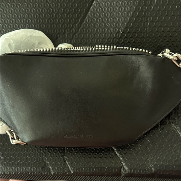 Alexander McQueen Punk Leather Bum/Belt Bag Black Iconic Studded NWT - Picture 11 of 16